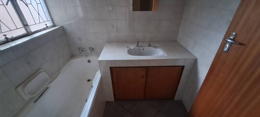 3 Bedroom Property for Sale in Rhodesdene Northern Cape